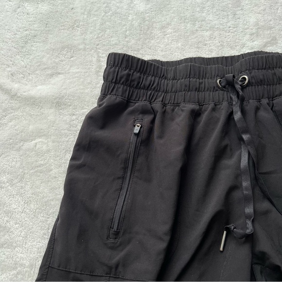 Kyoden Black Capri Joggers - Picture 4 of 11